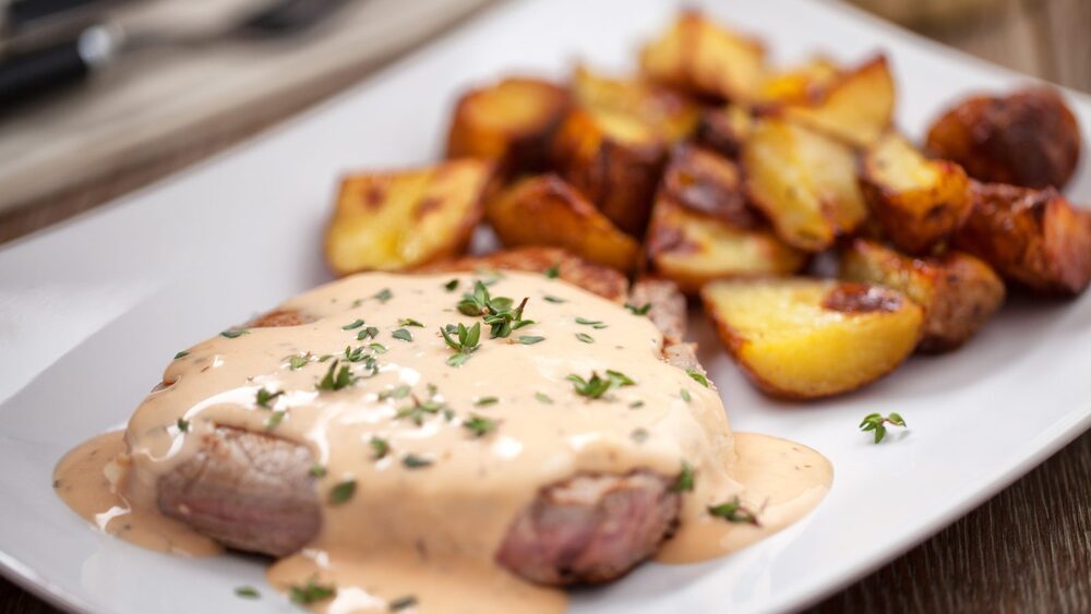 Bife do Lombo com Molho de Pimenta